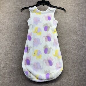 Blankets and Beyond White With Elephants Sleeper Sac